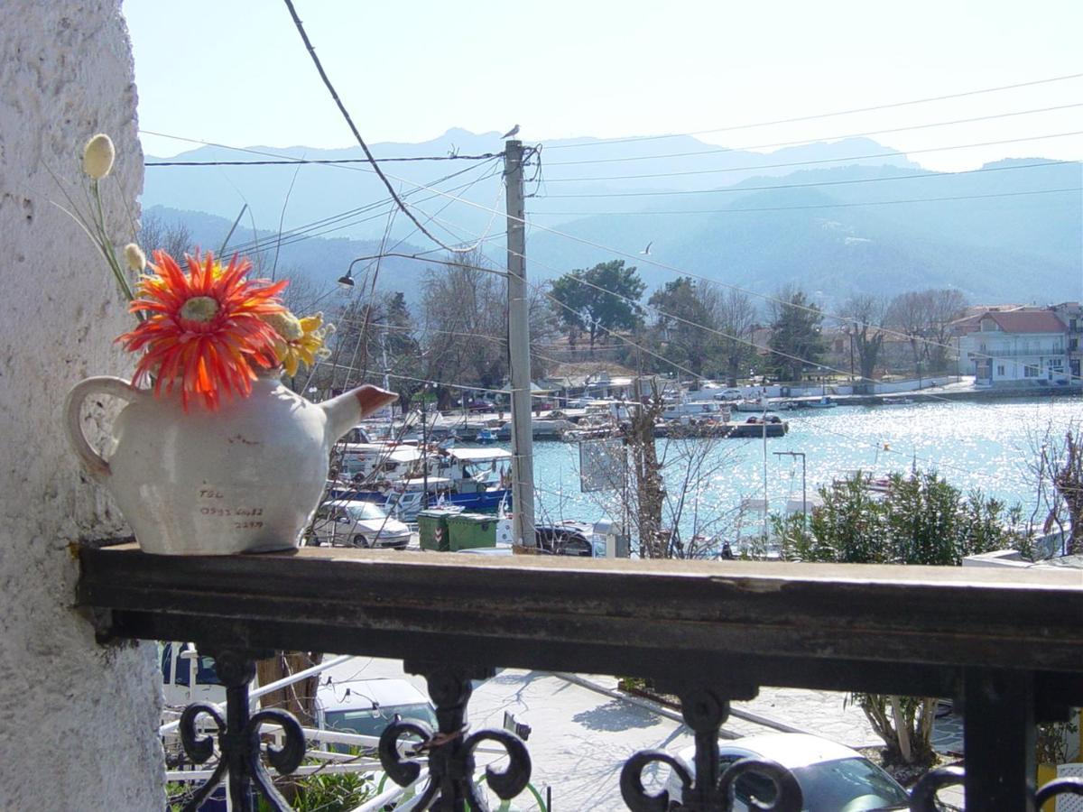 Captain'S Beach Apartments Limenas  Bagian luar foto